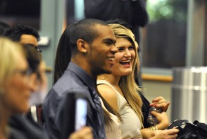 CSUN students attend the PRSSA's mixer. Photo by Daily Sundial.
