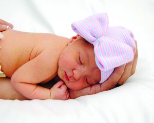 Newborn baby photo of Riza Avery, daughter of Amanda Powell Andrade.