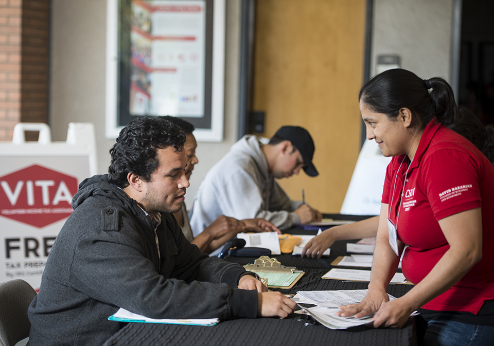 Bank of Hope's gift supports CSUN VITA Clinic, which provides income tax preparation assistance to low-income families and individuals. Photo by Lee Choo.
