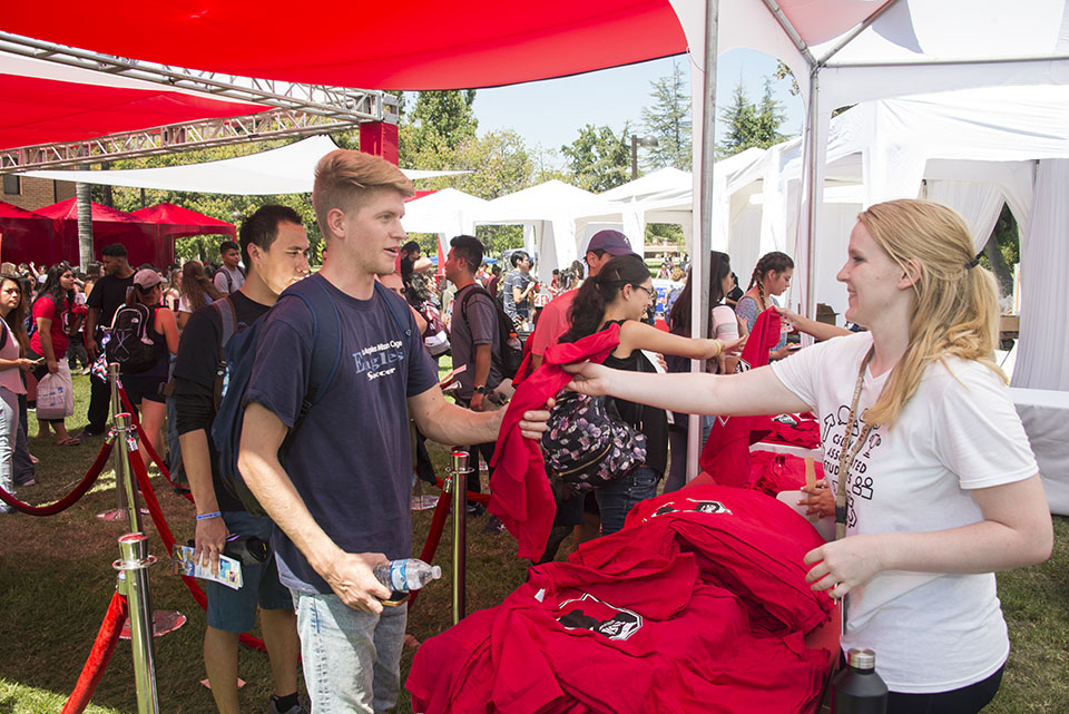 CSUN students at Associated Students Fair.