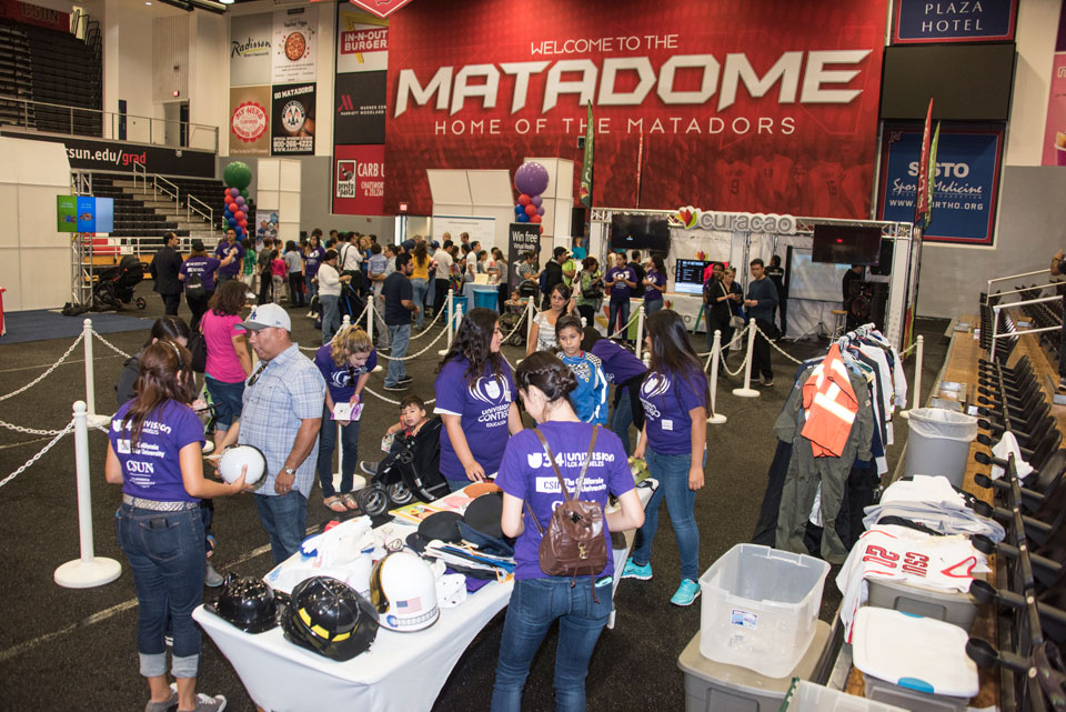 The Matadome was filled with event attendees.