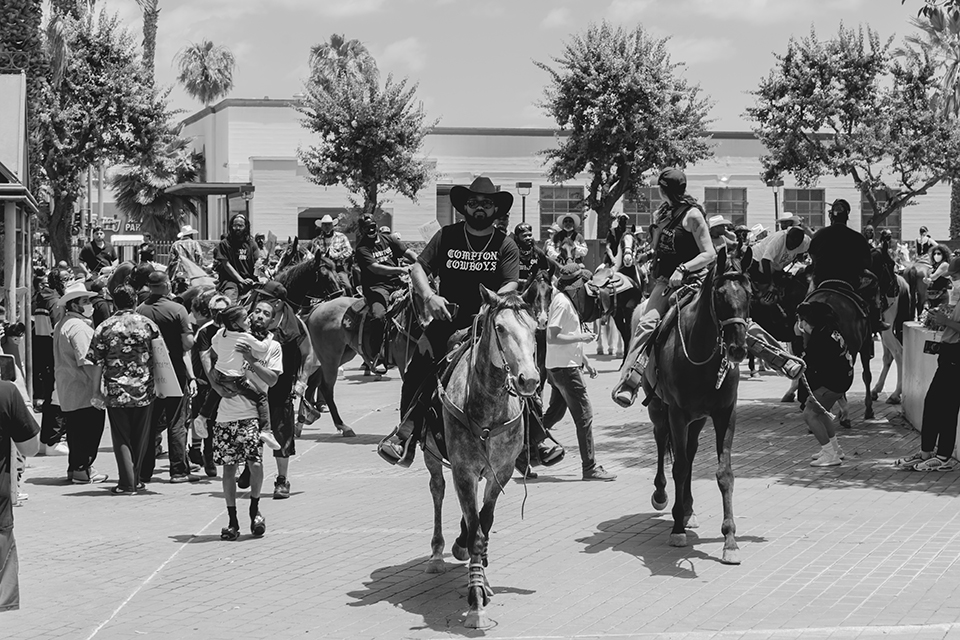 Hook rides with Compton Cowboys. (Photo by @DirektorGayle)